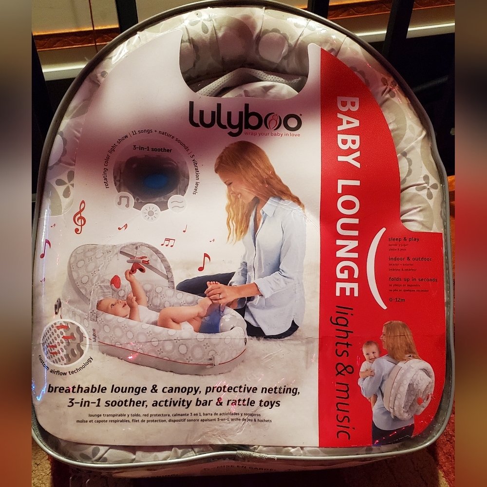 Lulyboo Indoor Outdoor Baby Lounge Bassinet Travel Portable Bed Music Lights